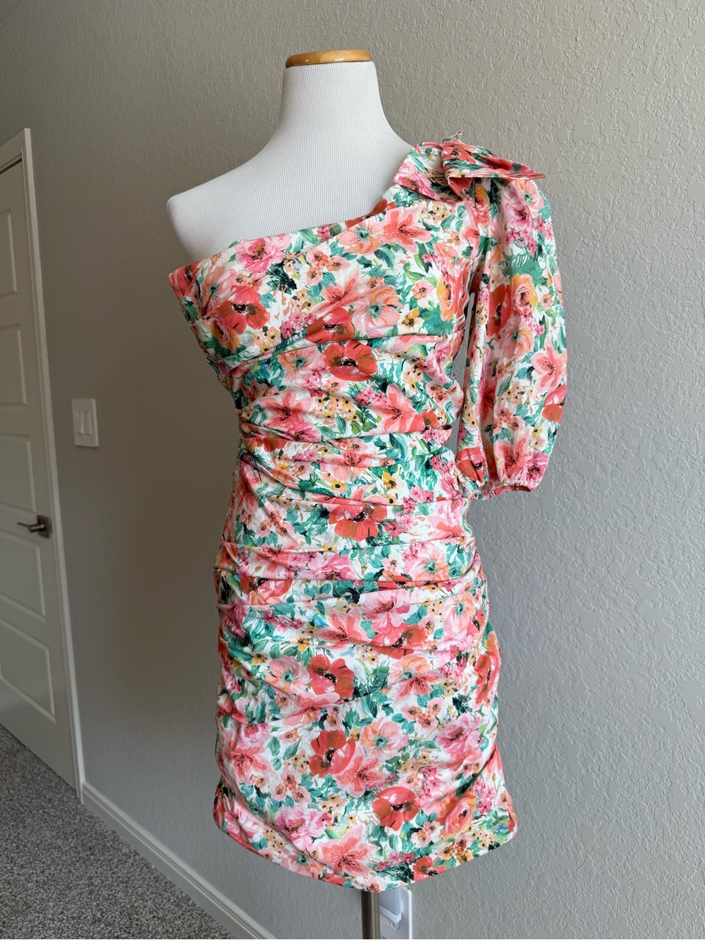 Zara One Sleeve Soft Girl Floral Dress - Picture 2 of 9